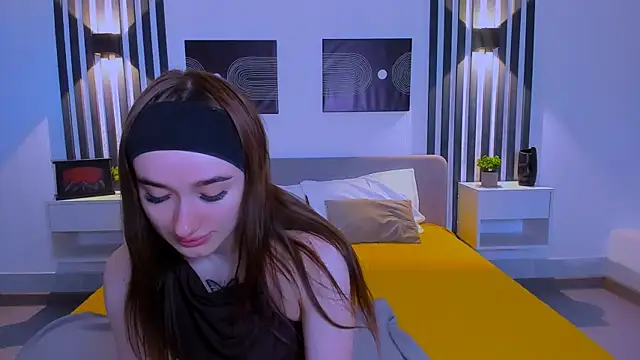 Evis Dailyy online show from February 2026 01:06:01 AM