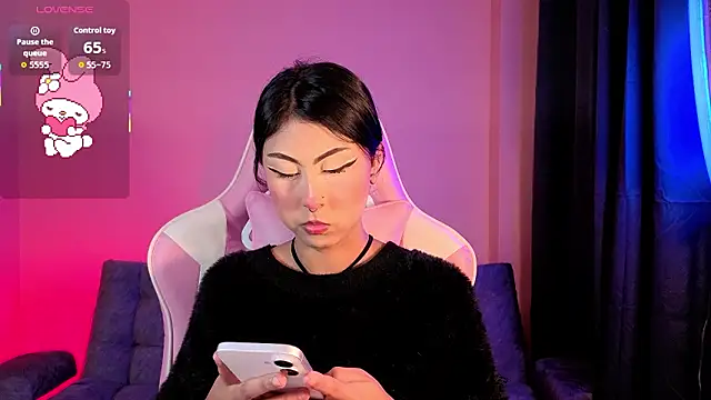 sharonbone online show from February 2026 05:06:02 AM