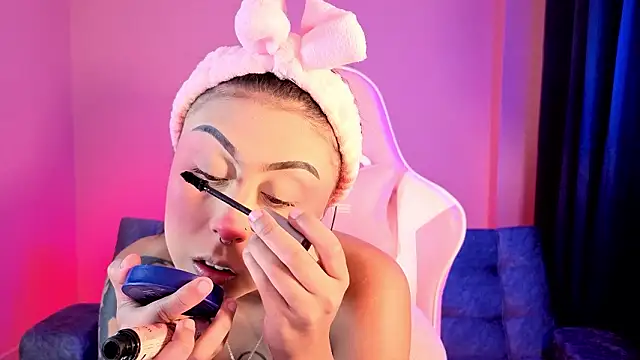 sharonbone online show from March 2026 03:33:01 AM