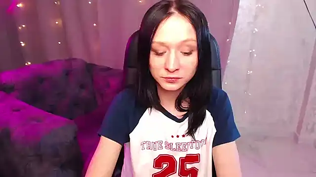 Snapshot of Monaa_monna chatting on February 2026 06:40:02 AM Monaa monna online show from February 2026 06:40:02 AM