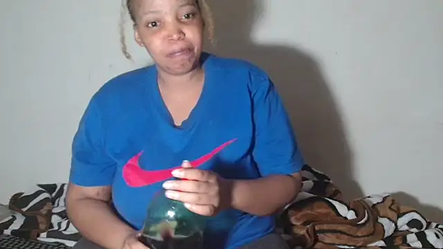 Yellowmellow01 online show from March 2026 07:53:02 PM