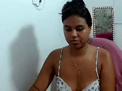 Snapshot of Shawnycarson chatting on May 2026 05:31:02 PM Shawnycarson online show from May 2026 05:31:02 PM