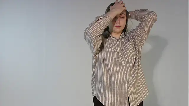 Snapshot of UmbraElaris chatting on April 2026 12:06:02 PM UmbraElaris online show from April 2026 12:06:02 PM