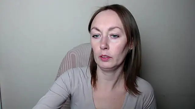 LiaSeass  online show from March 2026 12:55:01 PM