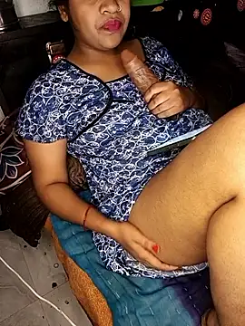 Snapshot of Desi_bhabhi299 chatting on December 2025 05:18:02 PM Desi bhabhi299 online show from December 2025 05:18:02 PM