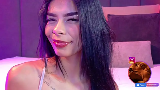 luna blannco online show from April 2026 03:09:01 PM