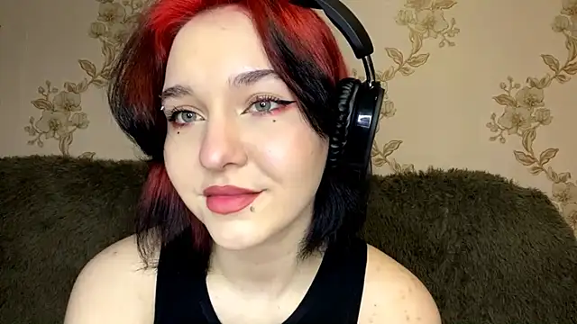 Snapshot of EmilyVeiro chatting on January 2026 05:04:02 PM EmilyVeiro online show from January 2026 05:04:02 PM