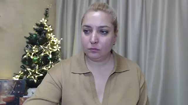Snapshot of sweetpussy13 chatting on December 2024 11:18:01 AM sweetpussy13 online show from December 2024 11:18:01 AM