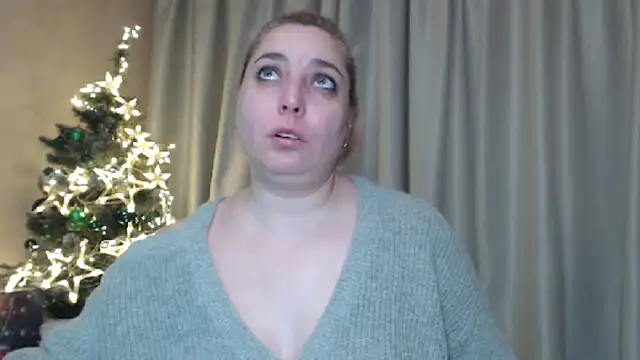 Snapshot of sweetpussy13 chatting on January 2025 07:06:01 AM sweetpussy13 online show from January 2025 07:06:01 AM