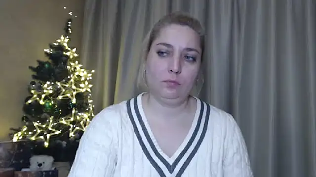 Snapshot of sweetpussy13 chatting on January 2025 10:21:02 AM sweetpussy13 online show from January 2025 10:21:02 AM