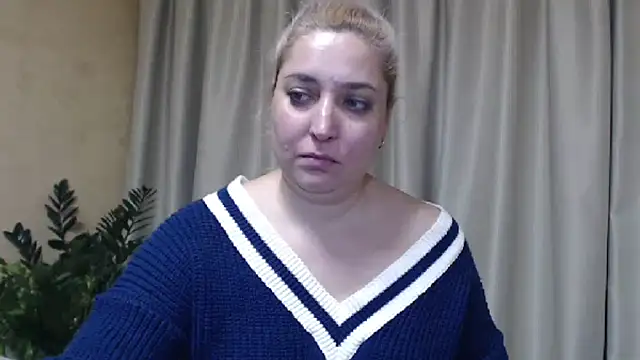 Snapshot of sweetpussy13 chatting on January 2025 10:37:02 AM sweetpussy13 online show from January 2025 10:37:02 AM
