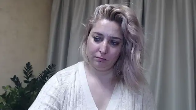Snapshot of sweetpussy13 chatting on February 2025 10:26:02 AM sweetpussy13 online show from February 2025 10:26:02 AM