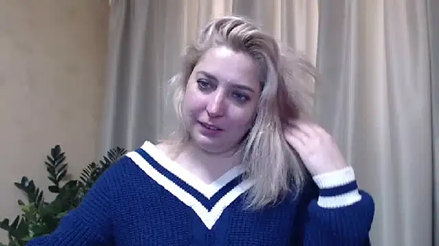 Snapshot of sweetpussy13 chatting on February 2025 06:54:01 AM sweetpussy13 online show from February 2025 06:54:01 AM