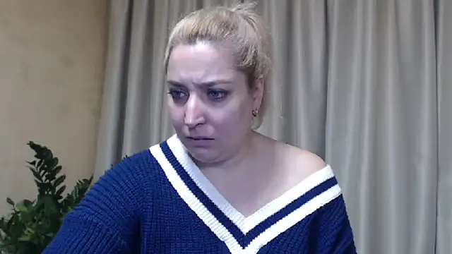 Snapshot of sweetpussy13 chatting on March 2025 10:13:02 AM sweetpussy13 online show from March 2025 10:13:02 AM