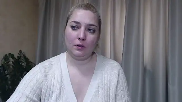 Snapshot of sweetpussy13 chatting on February 2026 07:52:01 AM sweetpussy13 online show from February 2026 07:52:01 AM