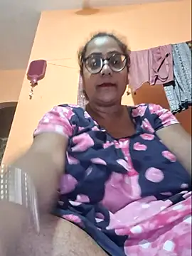 MISTI KOLK online show from July 2026 05:29:02 PM