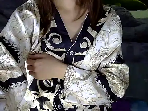 Snapshot of Chichi_86 chatting on February 2026 04:00:02 PM Chichi 86 online show from February 2026 04:00:02 PM