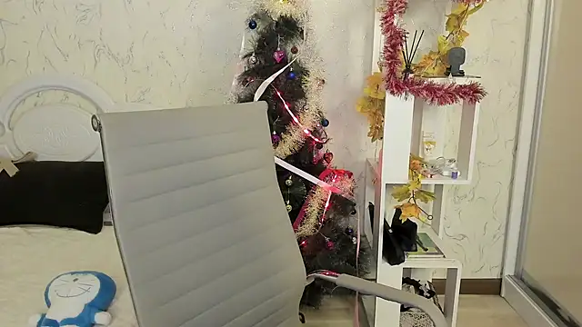 amiya cute online show from December 2025 12:23:02 PM