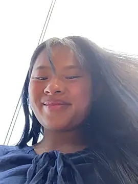 Snapshot of Nika-be chatting on May 2026 08:11:01 AM Nika-be online show from May 2026 08:11:01 AM