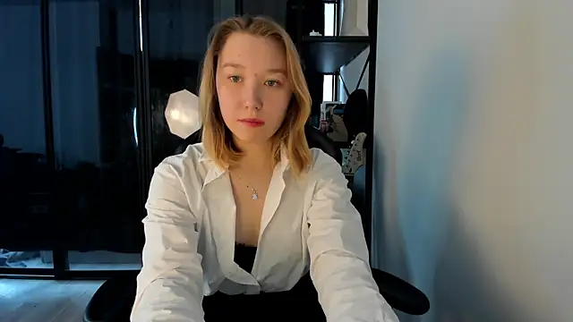 Snapshot of Agatha_Mayson chatting on February 2026 06:07:01 AM Agatha Mayson online show from February 2026 06:07:01 AM