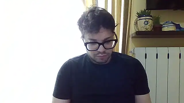 sognatore99 online show from March 2026 03:50:02 PM