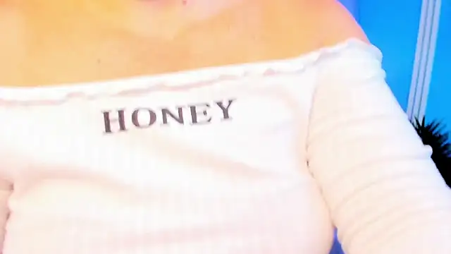 dahianeconnor online show from February 2026 11:40:01 AM