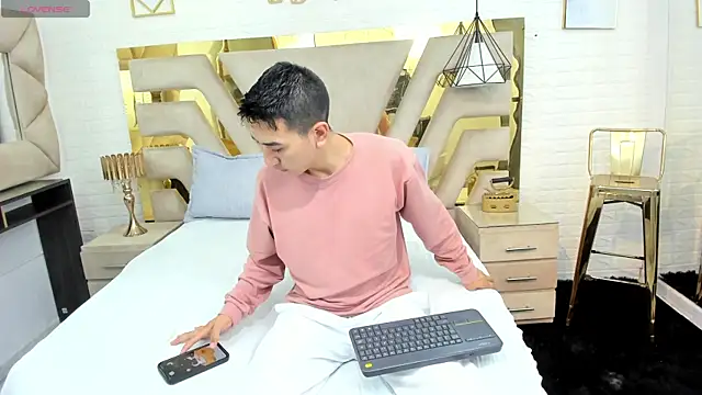 matias jeong online show from December 2025 07:42:01 PM