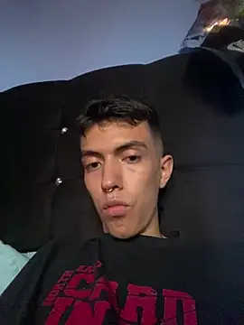 Juan Gomezz26 online show from April 2026 10:29:01 PM