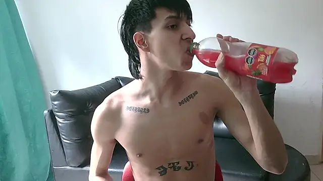 Snapshot of SebasT-sex chatting on May 2026 05:09:02 PM SebasT-sex online show from May 2026 05:09:02 PM
