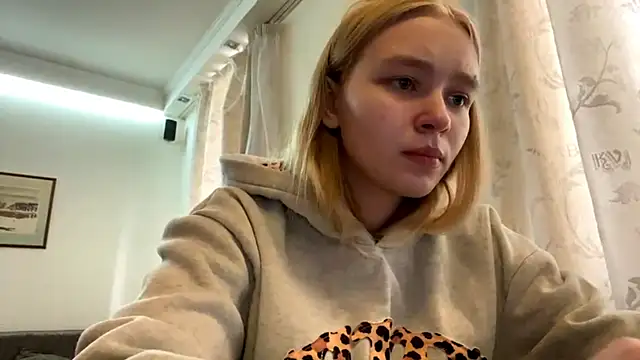 Snapshot of Leifuture chatting on April 2026 11:09:01 AM Leifuture online show from April 2026 11:09:01 AM