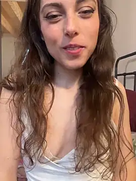 Snapshot of YourSlutQueen chatting on February 2026 10:19:01 AM YourSlutQueen online show from February 2026 10:19:01 AM