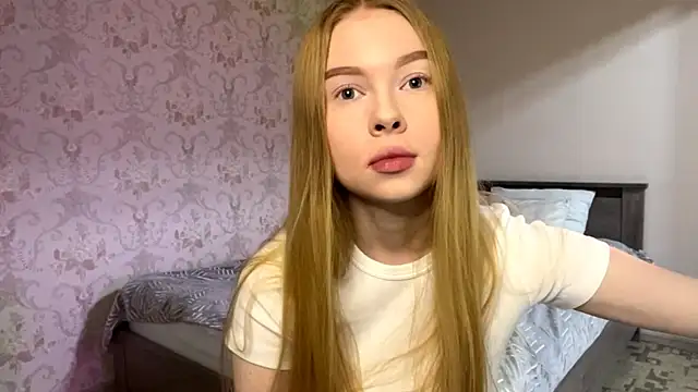 Snapshot of LumiSun chatting on January 2026 07:39:01 PM LumiSun online show from January 2026 07:39:01 PM