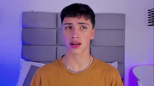 JoshClaarktt online show from June 2026 04:08:01 AM