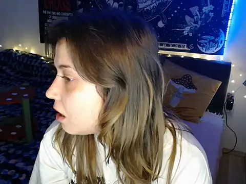 AlienforTwenty online show from January 2026 07:11:01 PM