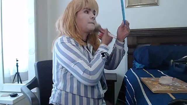 Snapshot of evelynsmithco chatting on January 2026 02:11:01 PM evelynsmithco online show from January 2026 02:11:01 PM