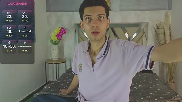 Snapshot of prettyboyy_13 chatting on December 2025 03:57:01 AM prettyboyy 13 online show from December 2025 03:57:01 AM