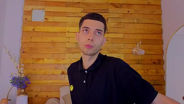 Snapshot of prettyboyy_13 chatting on January 2026 07:16:02 PM prettyboyy 13 online show from January 2026 07:16:02 PM