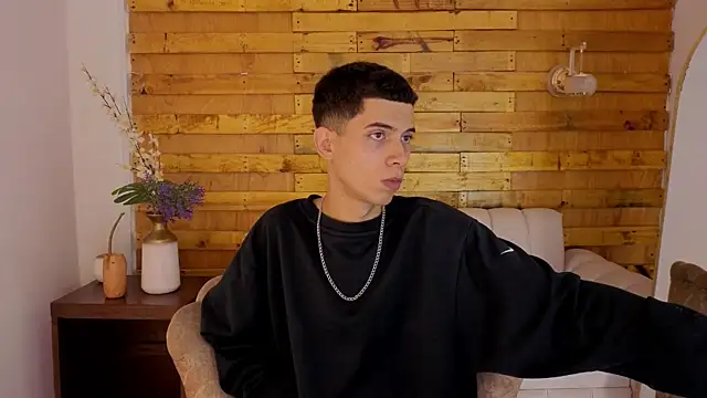 Snapshot of prettyboyy_13 chatting on January 2026 08:25:01 PM prettyboyy 13 online show from January 2026 08:25:01 PM