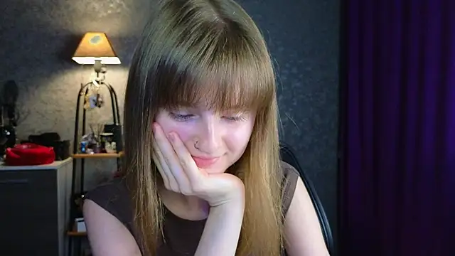 Miss Alisa  online show from June 2026 06:54:01 PM