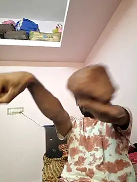 suhxil79 online show from December 2025 04:50:02 AM