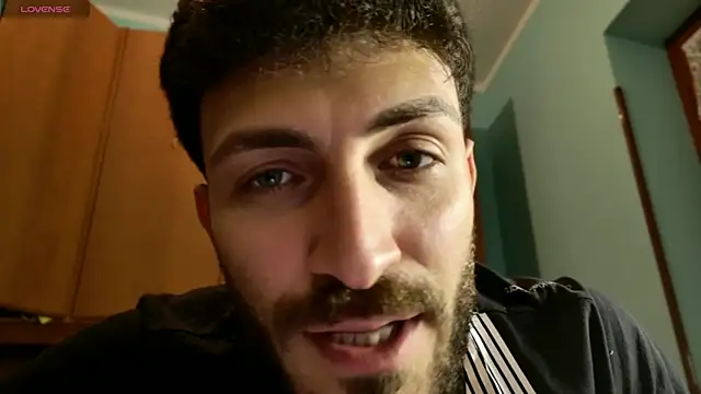 Snapshot of mark_ariete chatting on May 2026 09:32:01 PM mark ariete online show from May 2026 09:32:01 PM