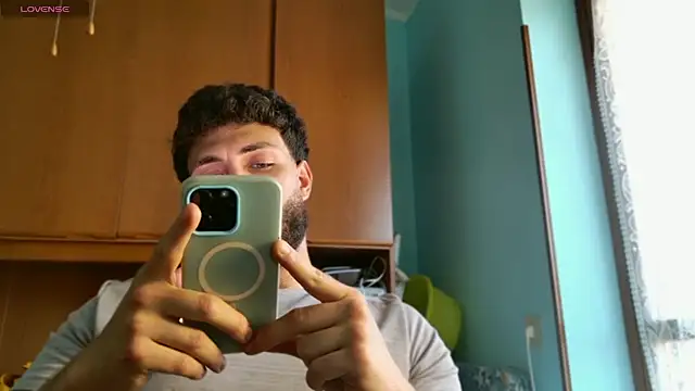 Snapshot of mark_ariete chatting on May 2026 02:25:01 PM mark ariete online show from May 2026 02:25:01 PM