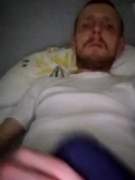 CrookedBunk3527 online show from December 2025 09:45:01 PM