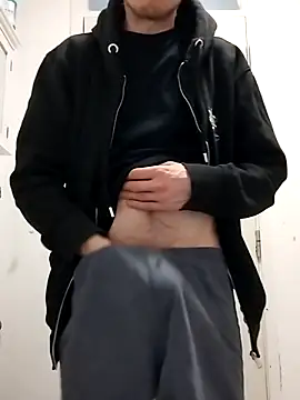 CrookedBunk3527 online show from January 2026 06:11:01 PM