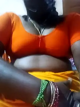 Snapshot of Tamil_Bhuvi69 chatting on February 2026 12:39:02 AM Tamil Bhuvi69 online show from February 2026 12:39:02 AM