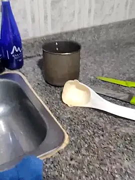 SHARLOT2427 online show from December 2025 07:32:01 PM