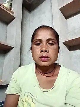 Shreya pandit online show from February 2026 04:38:02 PM