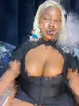 Snapshot of THICKBARBIE32 chatting on July 2026 12:59:01 AM THICKBARBIE32 online show from July 2026 12:59:01 AM