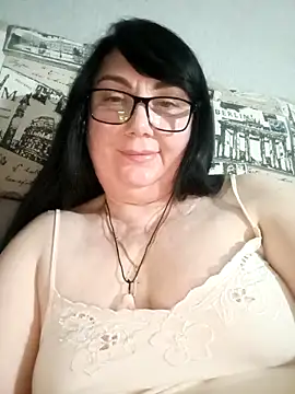Snapshot of MariSwan222 chatting on April 2026 05:08:02 PM MariSwan222 online show from April 2026 05:08:02 PM