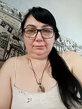 Snapshot of MariSwan222 chatting on May 2026 08:44:01 AM MariSwan222 online show from May 2026 08:44:01 AM